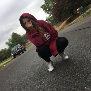 Meet your Posher, Yuliya